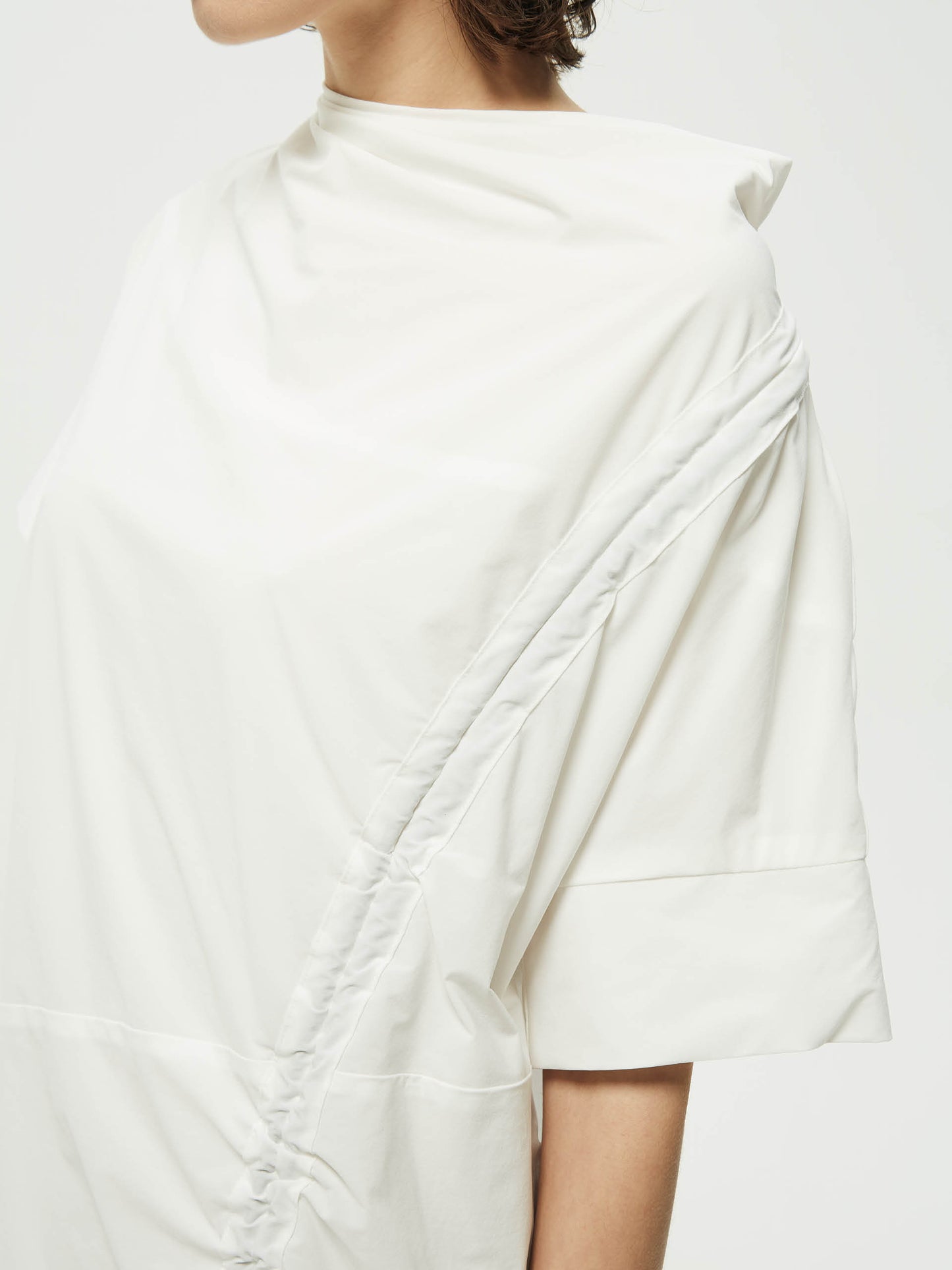 IXOS Abito con coulisse BIANCO